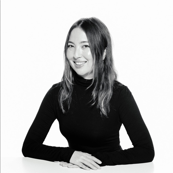 Meet your Posher, Ellen - Picture 3 of 3